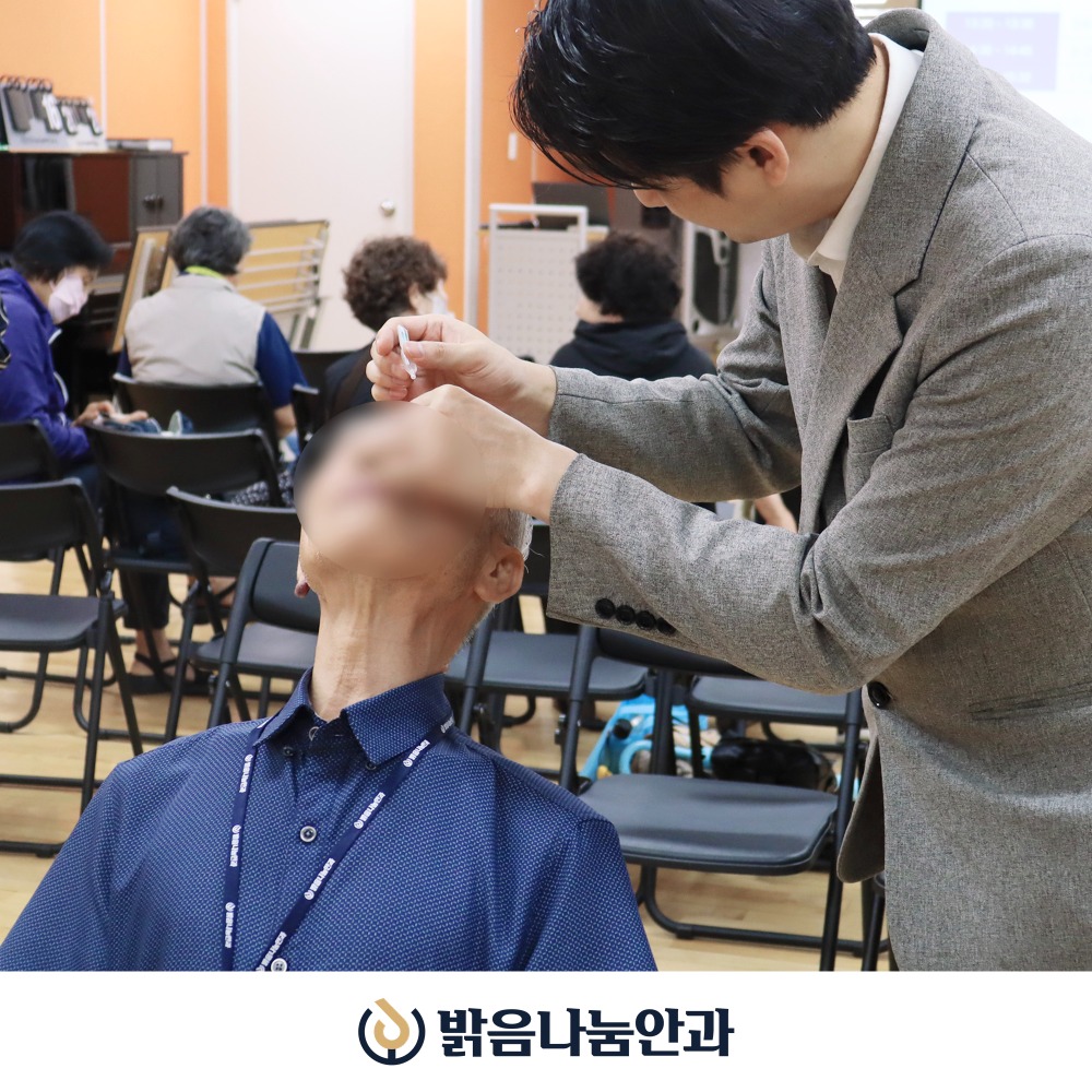 250627_구립사당어르신종합사회복지관의료봉사6.jpg
